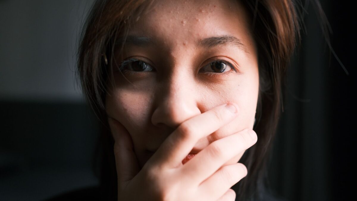 picotements visage causes solutions efficaces selon